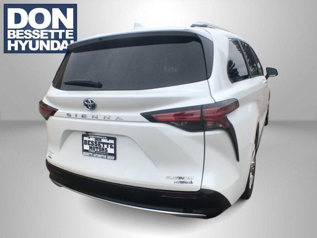 2024 Toyota Sienna Platinum