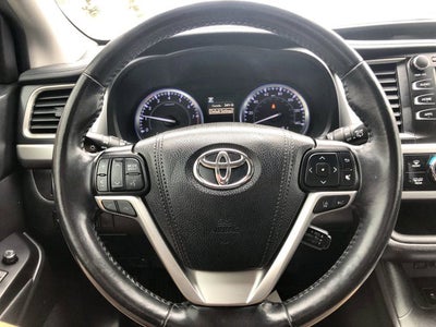2019 Toyota Highlander Base