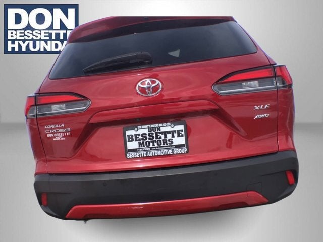 2023 Toyota Corolla Cross XLE