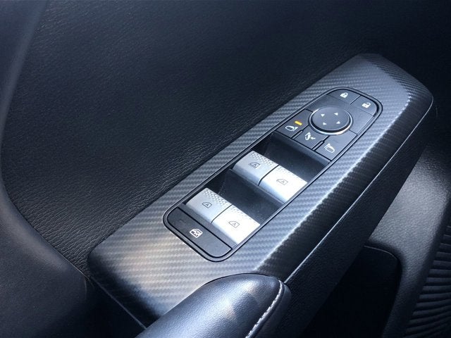 2024 Mitsubishi Outlander Base