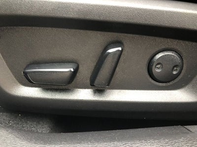 2024 Mitsubishi Outlander Base