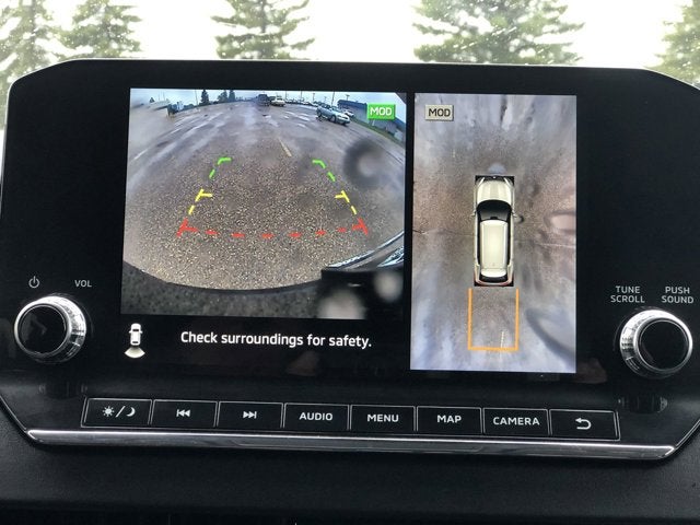 2024 Mitsubishi Outlander Base