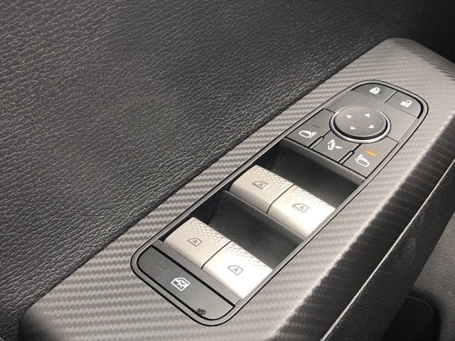 2024 Mitsubishi Outlander Base