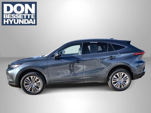 2023 Toyota Venza Base