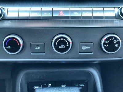 2025 Hyundai Kona SE