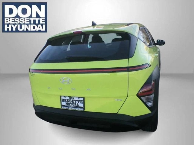 2025 Hyundai Kona SE