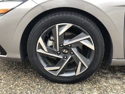 2024 Hyundai Elantra Limited