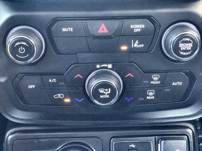 2023 Jeep Renegade Trailhawk